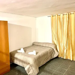 Casa vacanze Sweet, Aeroporto di Catania Fontana Rossa