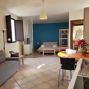 Casa vacanze Casa Currò, Aeroporto di Catania Fontana Rossa